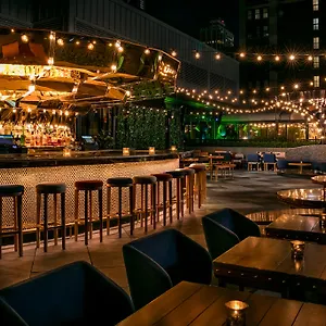 4* מלון Moxy Nyc Times Square